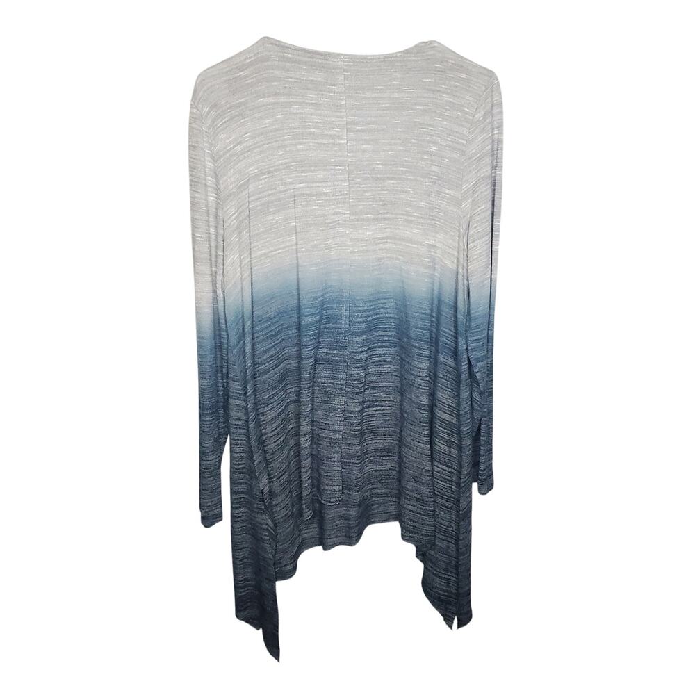 Torrid Ombre Blue Grey Super Soft Plush V-Neck Sharkbite Hem Tunic Top 1 / 1X 14 - Picture 8 of 15